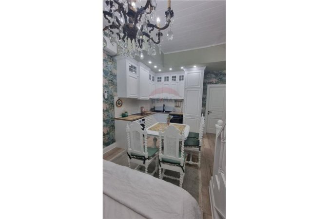 Tirane, jepet me qera garsonier Kati 1, 40 m² 450 € (Kongresi i Manastirit - Porcelan - Xhamlliku)