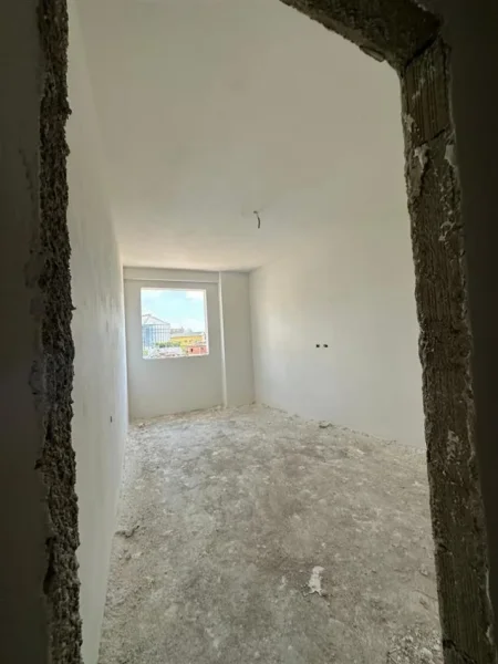 Tirane, shitet apartament 1+1+Ballkon Kati 8, 78 m² 86.690 € (Yzberisht)