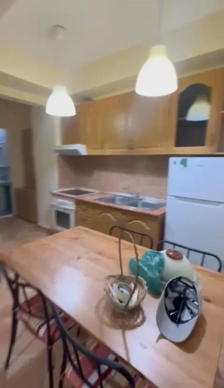 Tirane, jepet me qera apartament 1+1+Ballkon Kati 3, 62 m² 540 € (MYSLYM SHYRI)