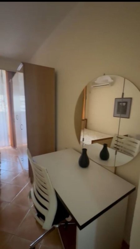 Tirane, jepet me qera apartament 1+1+Ballkon Kati 3, 62 m² 540 € (MYSLYM SHYRI)