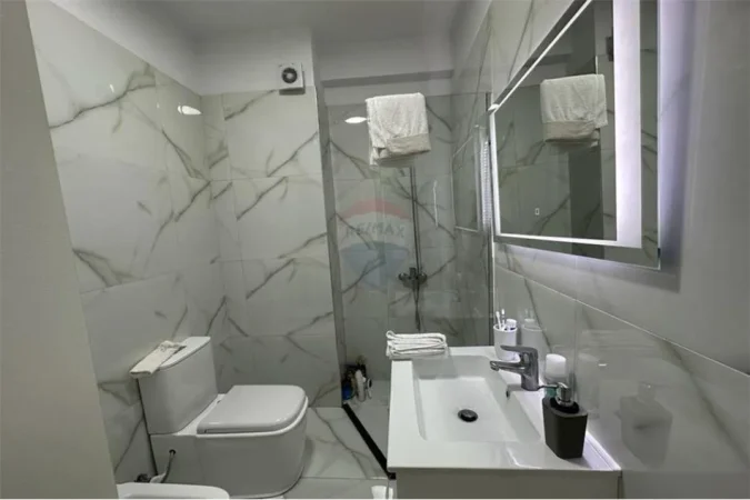 Tirane, shitet apartament 1+1+Aneks+Ballkon Kati 2, 80 m² 165.000 € (Rruga e Dibrës)