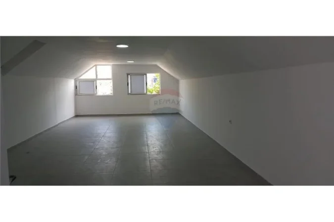 Tirane, shitet ambjent biznesi Kati 2, 141 m² 170.000 € (SHITET AMBIENT BIZNESI TEK RRUGA E DIBRES!)