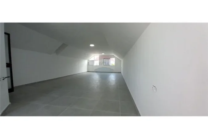 Tirane, shitet ambjent biznesi Kati 2, 141 m² 170.000 € (SHITET AMBIENT BIZNESI TEK RRUGA E DIBRES!)
