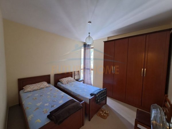 Durres, jepet me qera apartament 2+1 Kati 10, 85 m² 500 € (Vollga, Durres)