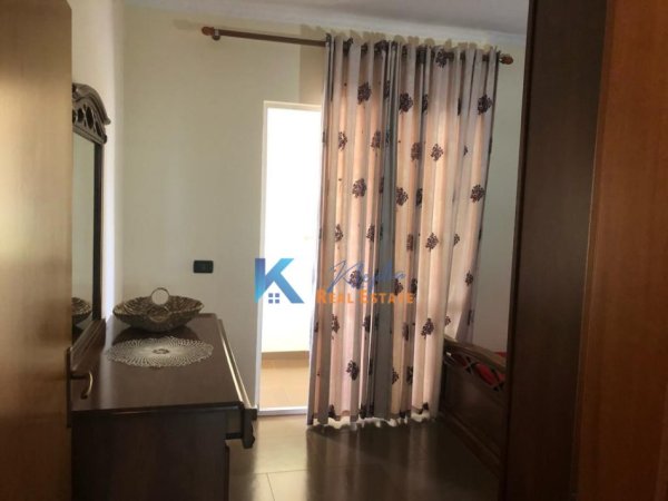 Tirane, jepet me qera apartament 2+1 Kati 5, 90 m² (Ne rrugen e Dibres, afer Alba Home)