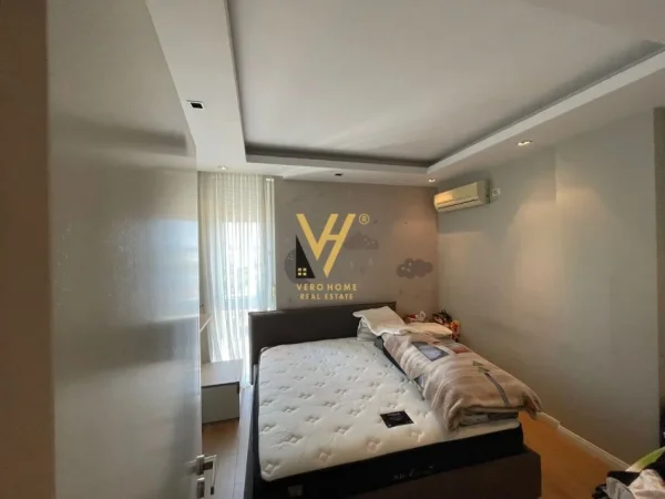 Tirane, jepet me qera apartament 2+1+Ballkon Kati 10, 130 m² 2.200 € (RRUGA E ELBASANIT)