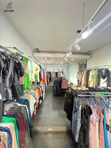 Tirane, shitet ambjent biznesi Kati 0, 84 m² 440.000 € (Sheshi Wilson)