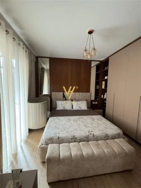 Tirane, shitet apartament 2+1+Ballkon Kati 3, 110 m² 206.000 € (SELITE)