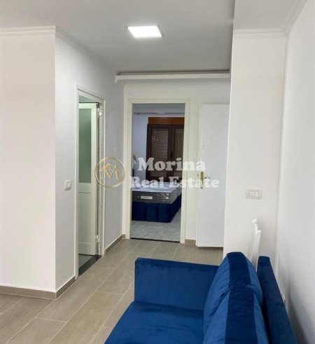 Tirane, jepet me qera apartament 1+1 Kati 1, 55 m² 400 € (QSUT)