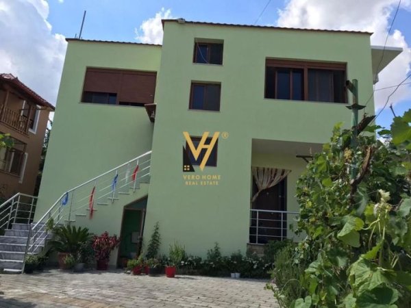 Tirane, jepet me qera Vile 2 Katshe Kati 0, 230 m² 1.500 € (ALI DEMI)