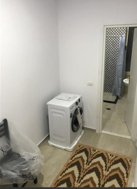 Durres, jepet me qera apartament 2+1+Ballkon , 107 m² 350 € (Vila Yogut, Durres)