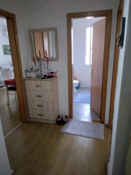 Tirane, shitet apartament 1+1 Kati 2, 64 m² 125.000 € (Selite)