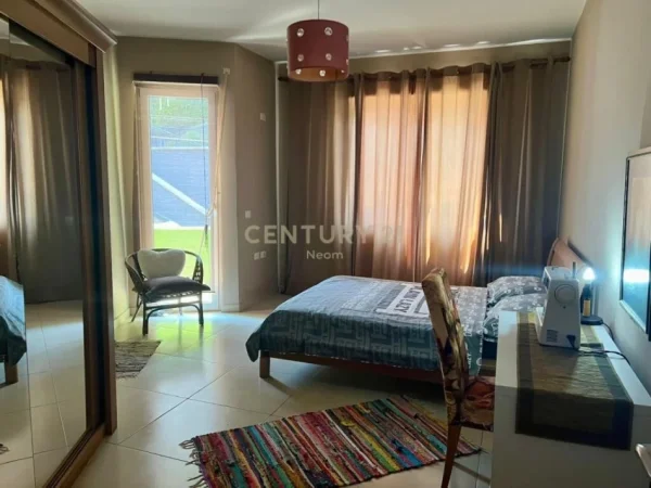 Tirane, shes apartament 2+1 Kati 2, 116 m² 180.000 €