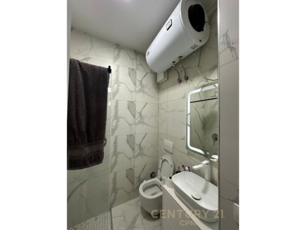 Tirane, jepet me qera apartament 1+1 Kati 1, 50 m² 600 € 