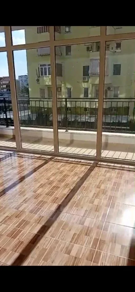 Tirane, shes apartament 2+1 Kati 1, 