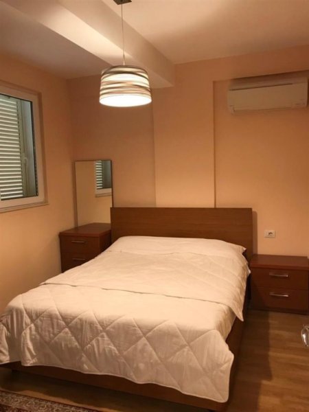 Tirane, jepet me qera apartament 1+1 Kati 1, 73 m² 600 € (KODRA E DIELLIT)