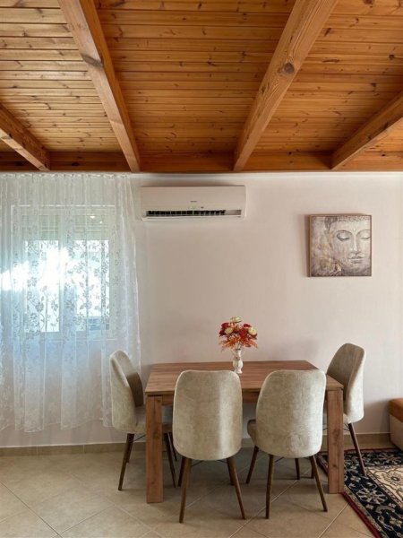 Tirane, jepet me qera apartament 2+1 Kati 6, 110 m² 480 € (FRESKU)