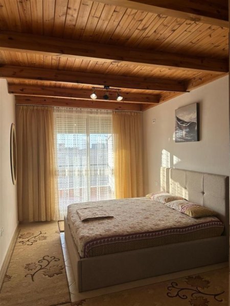 Tirane, jepet me qera apartament 2+1 Kati 6, 110 m² 480 € (FRESKU)