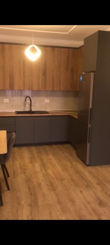 Tirane, jepet me qera apartament 1+1 Kati 3, 70 m² 500 € (don bosko)