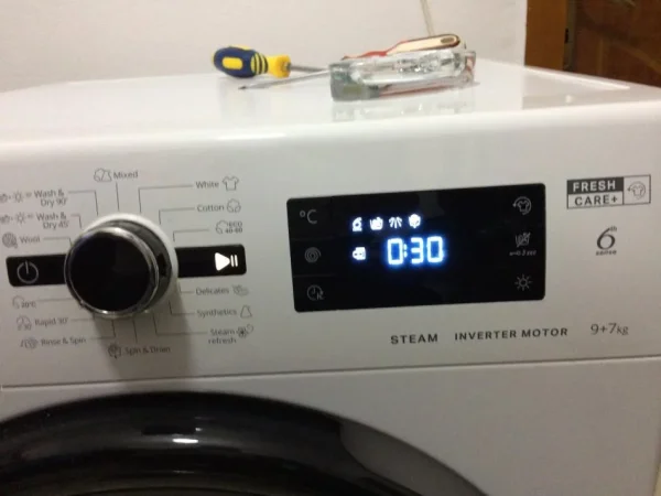 Tirane, ofroj Lavastovilje Riparime Elektroshtepiake