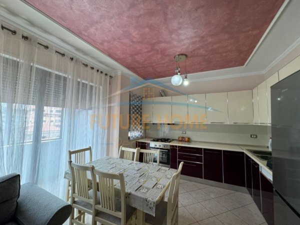 Durres, shitet apartament 2+1 Kati 3, 102 m² 115.000 € (UKD , Durres)