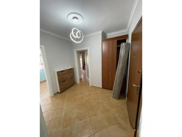 Tirane, jepet me qera apartament 2+1+Ballkon Kati 11, 85 m² 700 € (Stadiumi Air Albania)