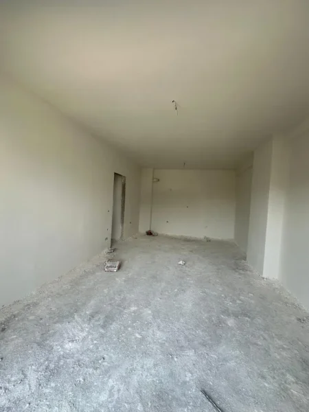Tirane, shitet apartament 1+1+Ballkon Kati 8, 79 m² 86.690 € (Yzberisht)