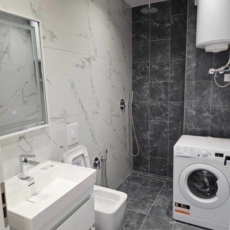 Tirane, shitet apartament 1+1 Kati 9, 58 m² 125.000 € (Rruga e Kavajes)