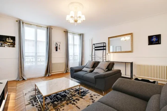 Tirane, jepet me qera apartament 1+1+Ballkon Kati 3, 70 m² 600 € (Fusha e aviacionit)