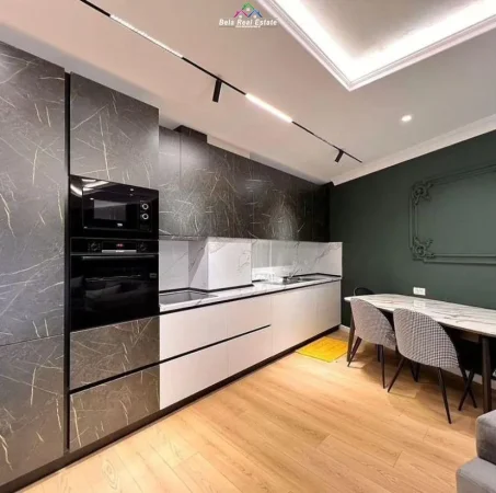 Tirane, jepet me qera apartament 2+1 Kati 7, 100 m² 1.300 € (Kopshti botanik)