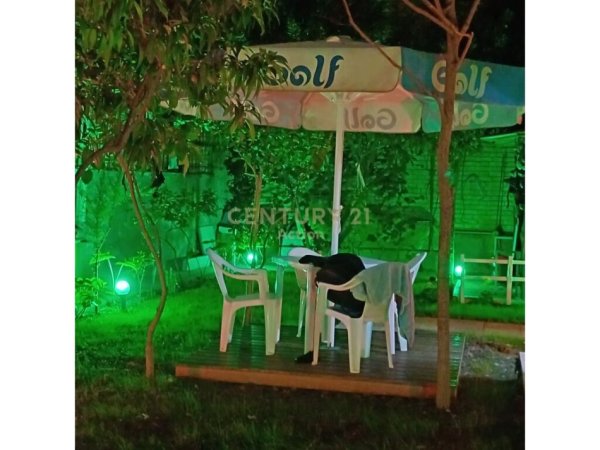 Tirane, jepet me qera Vile 1+1+Ballkon Kati 2, 65 m² 600 € (Shkolla e Baletit, Rruga e Elbasanit)
