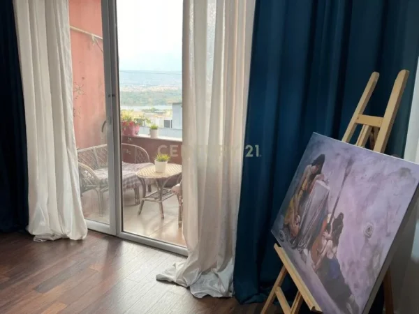 Tirane, shitet apartament 2+1 Kati 2, 116 m² 180.000 € (Kopshti Botanik Zoologjik)