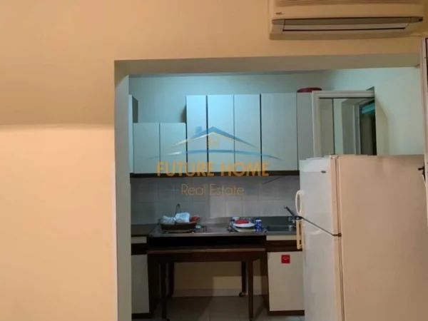 Tirane, jepet me qera apartament 1+1+Ballkon Kati 5, 500 € (Buevardi Zogu 1)