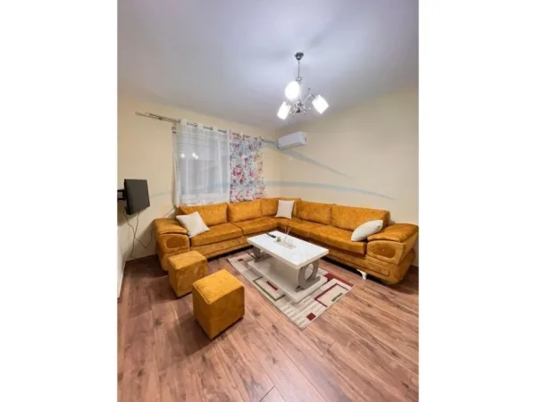 Tirane, shitet apartament 1+1 Kati 5, 57 m² 102.600 € (Rruga Mine Peza,)