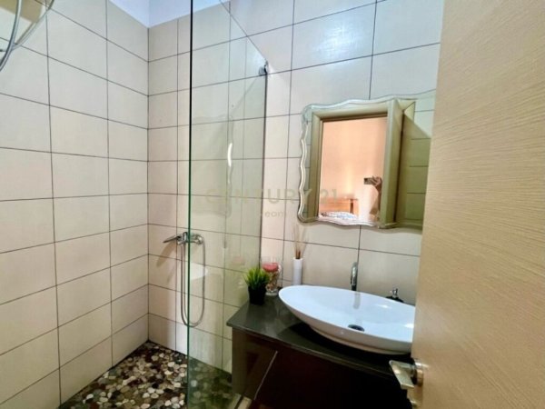 Tirane, shes apartament 2+1 Kati 2, 116 m² 180.000 € 