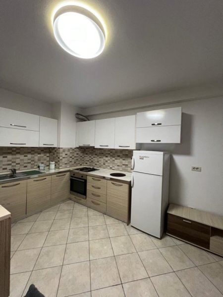 Tirane, jap me qera apartament 2+1 Kati 3, 78 m² 500 € (frosina plaku)