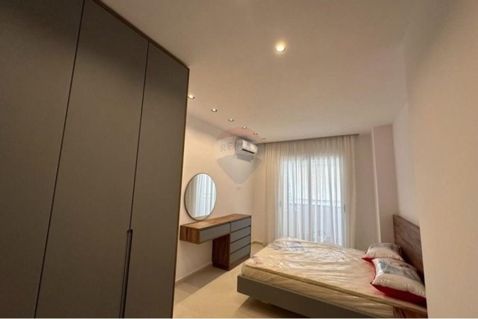 Tirane, jepet me qera apartament 2+1 , 90 m² 550 € (APARTAMENT 2+1+2 ME QIRA NE ASTIR, PRANE WELL)
