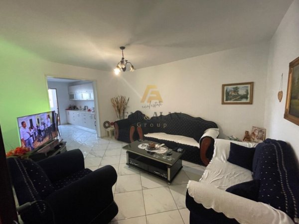 Tirane, shitet apartament 3+1+2 Kati 2, 94 m² 120.000 € (Allias)