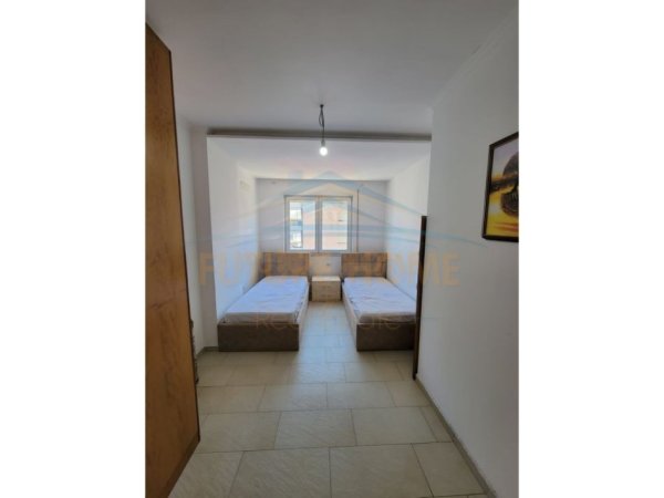 Tirane, jap me qera apartament 2+1 Kati 6, 114 m² 500 € (unaze e re)
