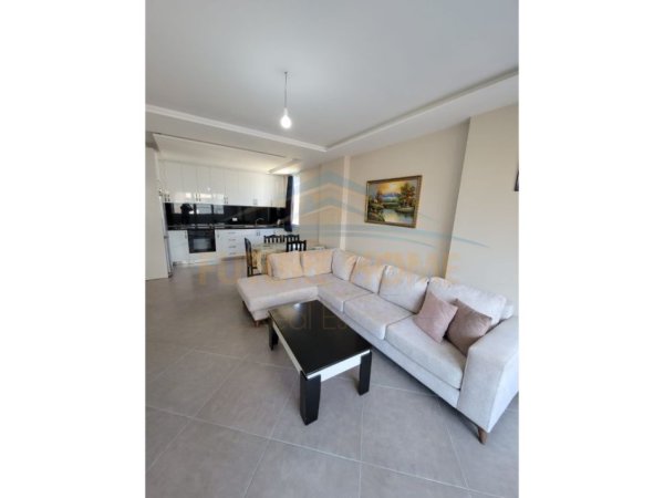 Tirane, jap me qera apartament 2+1 Kati 6, 114 m² 500 € (unaze e re)