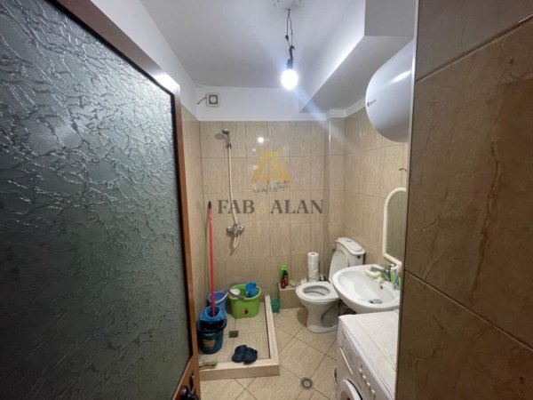 Tirane, shitet apartament 3+1+2 Kati 2, 94 m² 120.000 € (Allias)