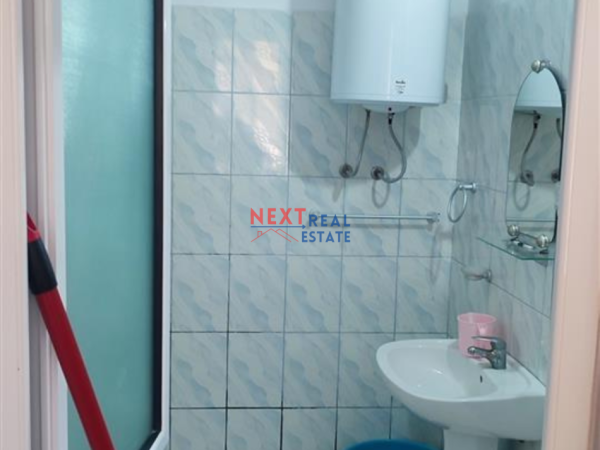 Vlore, shitet apartament 1+1+Ballkon Kati 3, 50 m² 95.000 € (LUNGOMARE)
