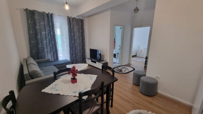 Tirane, jepet me qera apartament 1+1+Ballkon Kati 3, 60 m² 350 € (Rruga Pasho Hysa)