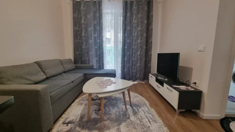 Tirane, jepet me qera apartament 1+1+Ballkon Kati 3, 60 m² 350 € (Rruga Pasho Hysa)