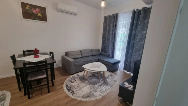Tirane, jepet me qera apartament 1+1+Ballkon Kati 3, 60 m² 350 € (Rruga Pasho Hysa)