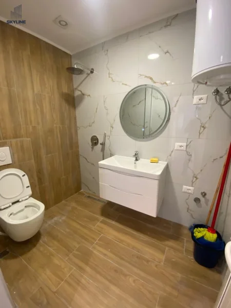 Tirane, shitet apartament 2+1 Kati 2, 87 m² (Rruga Faik Konica)