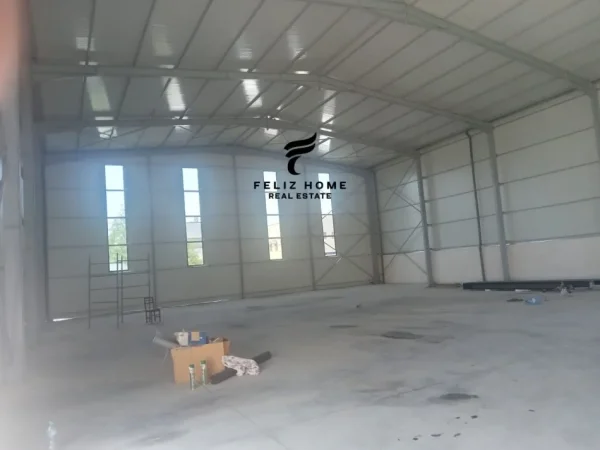 Tirane, jepet me qera magazine Kati 0, 550 m² 3.500 € (AUTOSTRADA TIRANES DURRES)