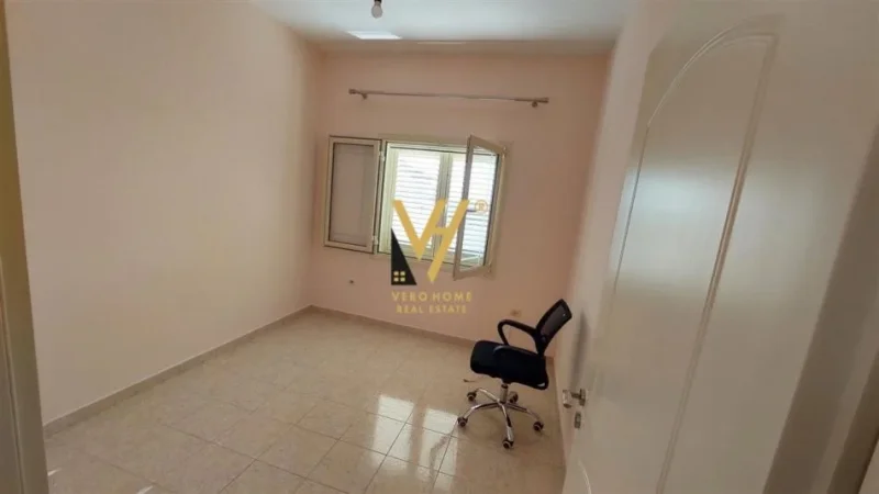 Tirane, shitet Vile 3+1+Ballkon Kati 0, 510 m² 350.000 € (FRESK)