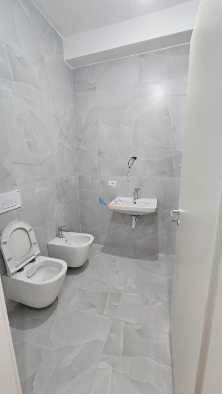 Tirane, jepet me qera apartament 1+1 Kati 7, 60 m² (Ali Dem, te kompleksi Kaimi)