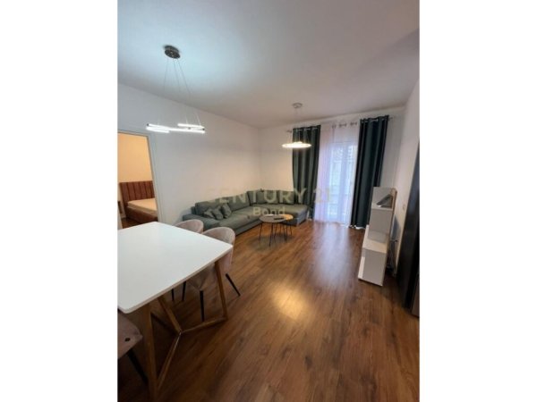 Tirane, shes apartament 1+1+Aneks+Ballkon Kati 6, 65 m² 170.000 € (Rruga Barrikadave Tirana, Albania)